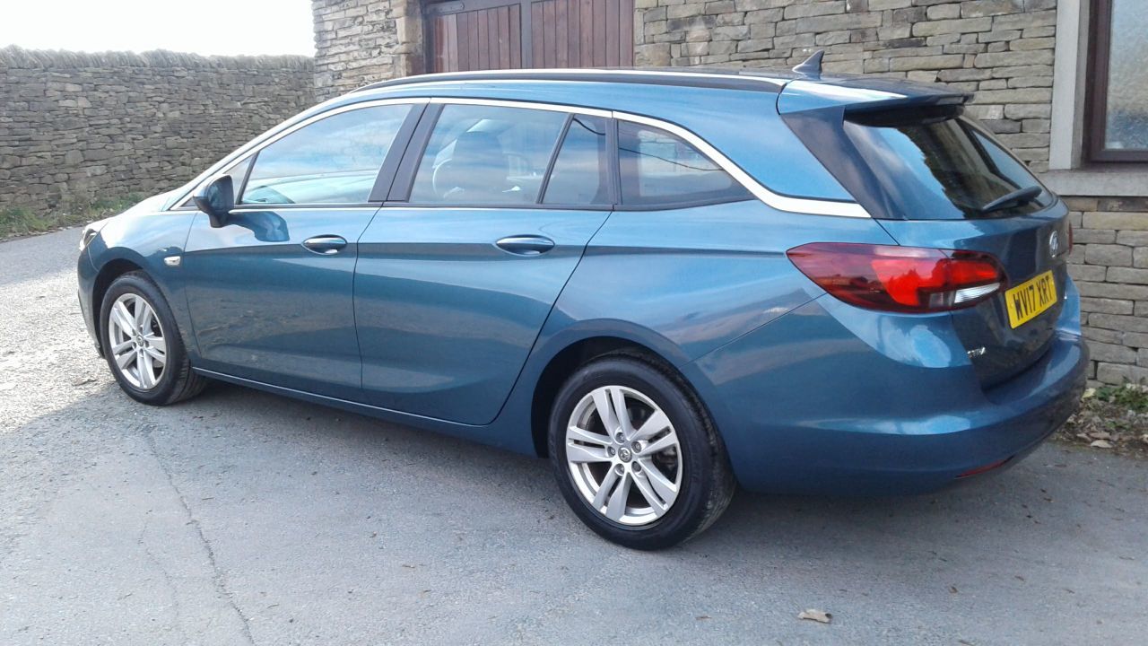 2017 Vauxhall Astra